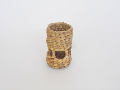 Round Water Hyacinth Pen Stand