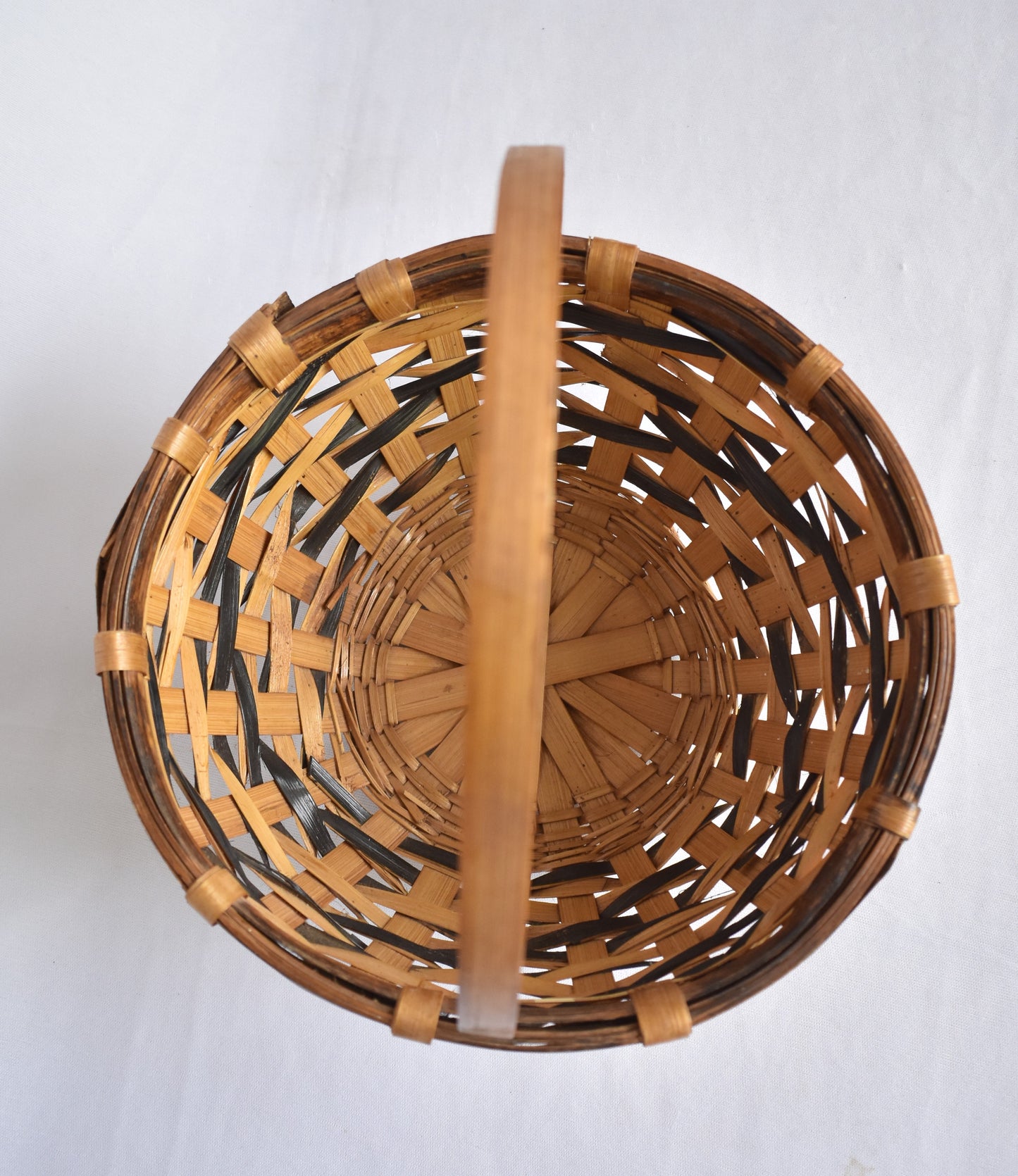 Bamboo Fruit Basket | Round Shape | With Handle